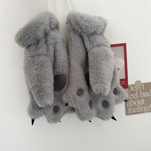 Paw Embroidered Fluffy Gloves Product Image