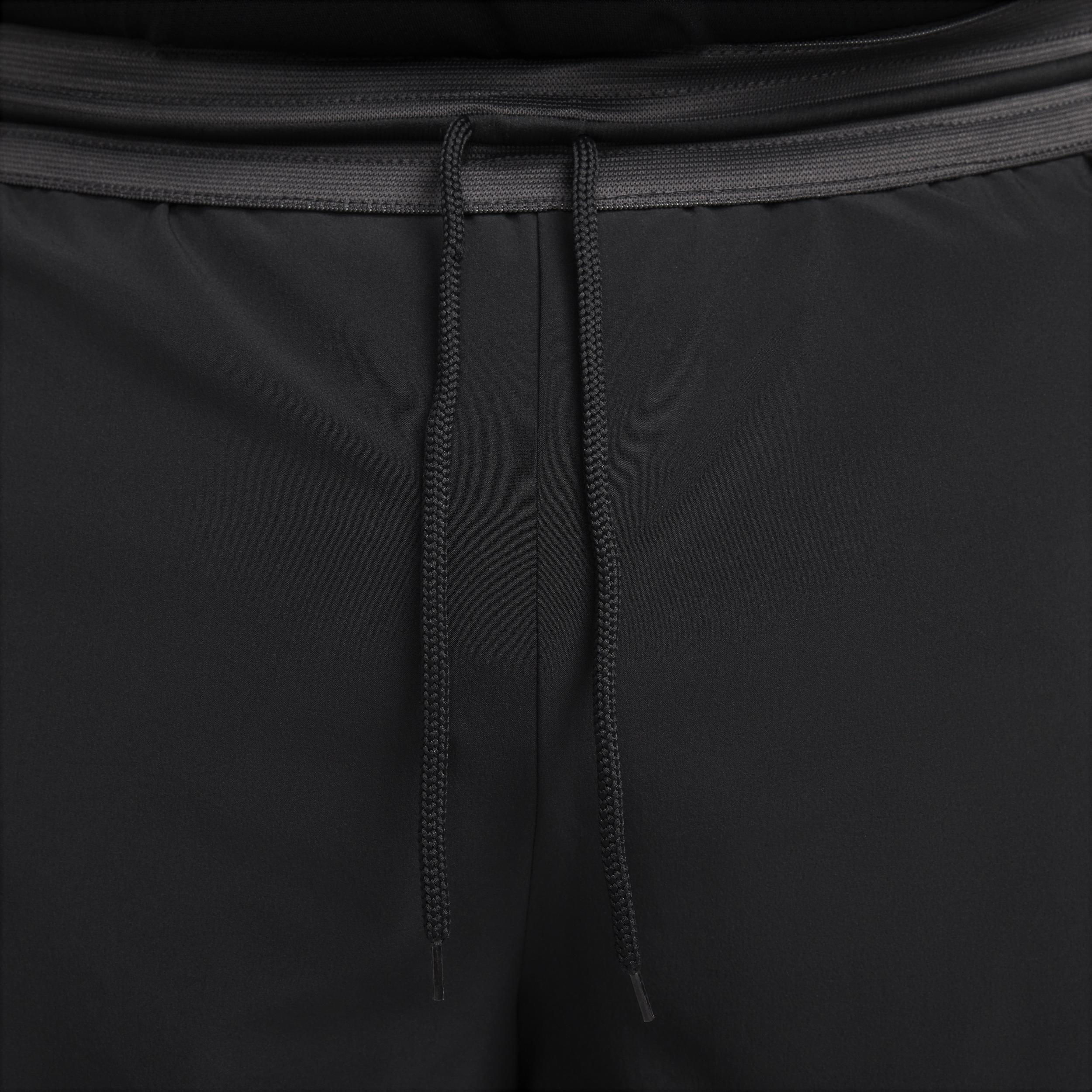 Nike Mens Dri-FIT DNA UV Woven 6 Basketball Shorts Product Image