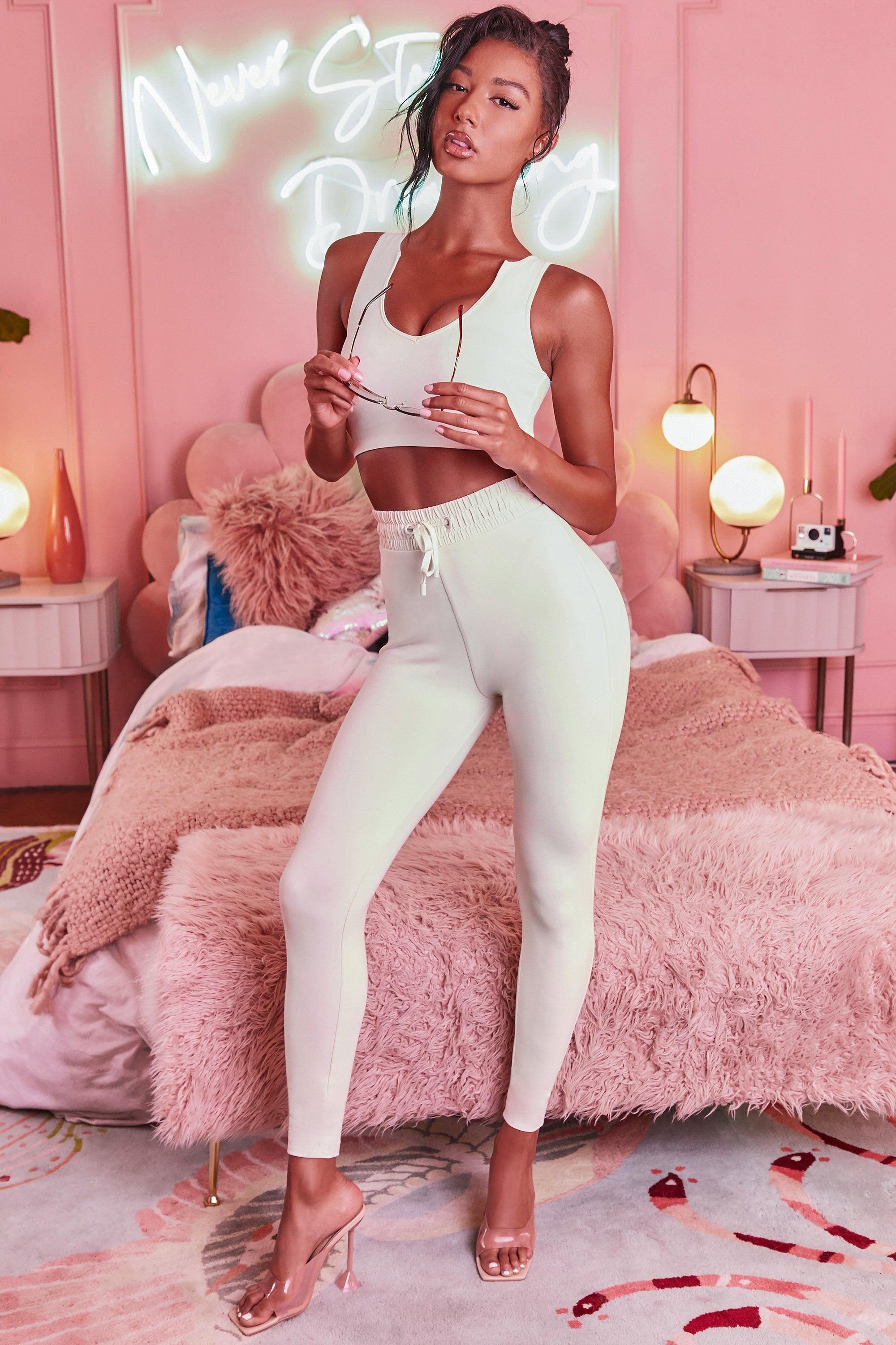 We Chillin' High Waisted Leggings in Cream Female Product Image