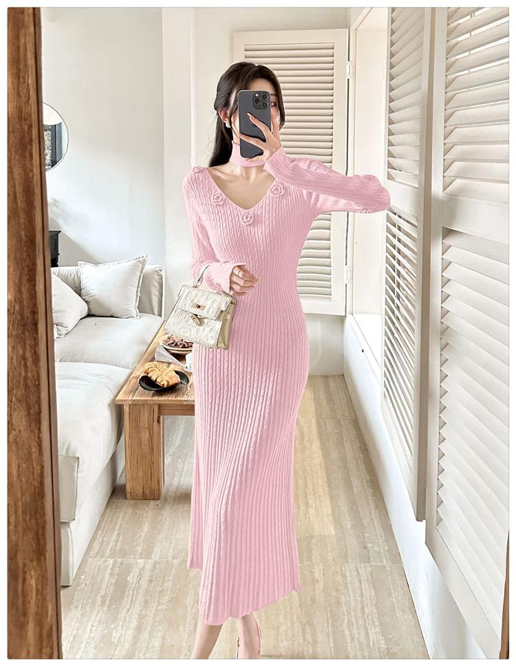 Set: Long-Sleeve Plain Flower Accent Ribbed Midi Sheath Knit Dress + Choker Product Image