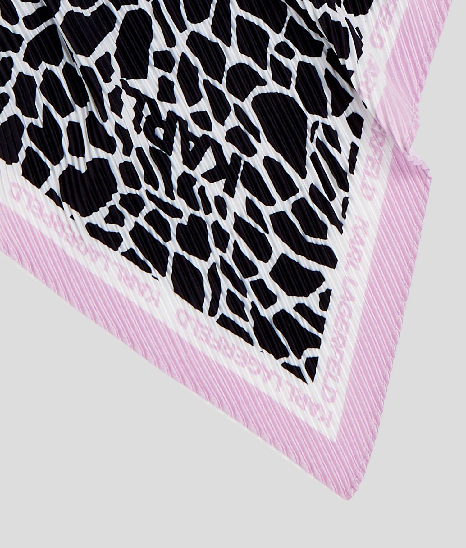 GIRAFFE-PRINT PLEATED SCARF Product Image