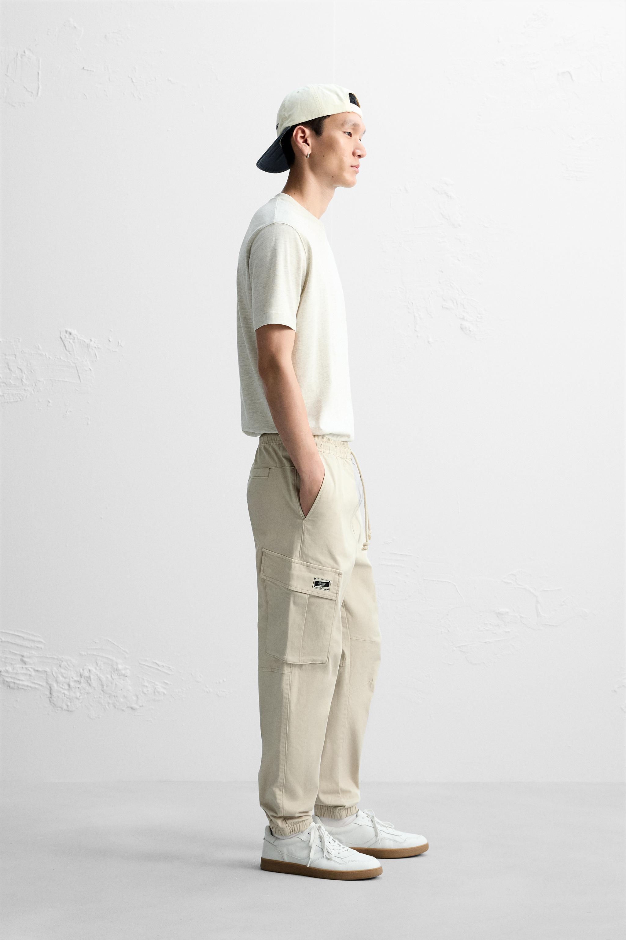 CARGO PANTS Product Image