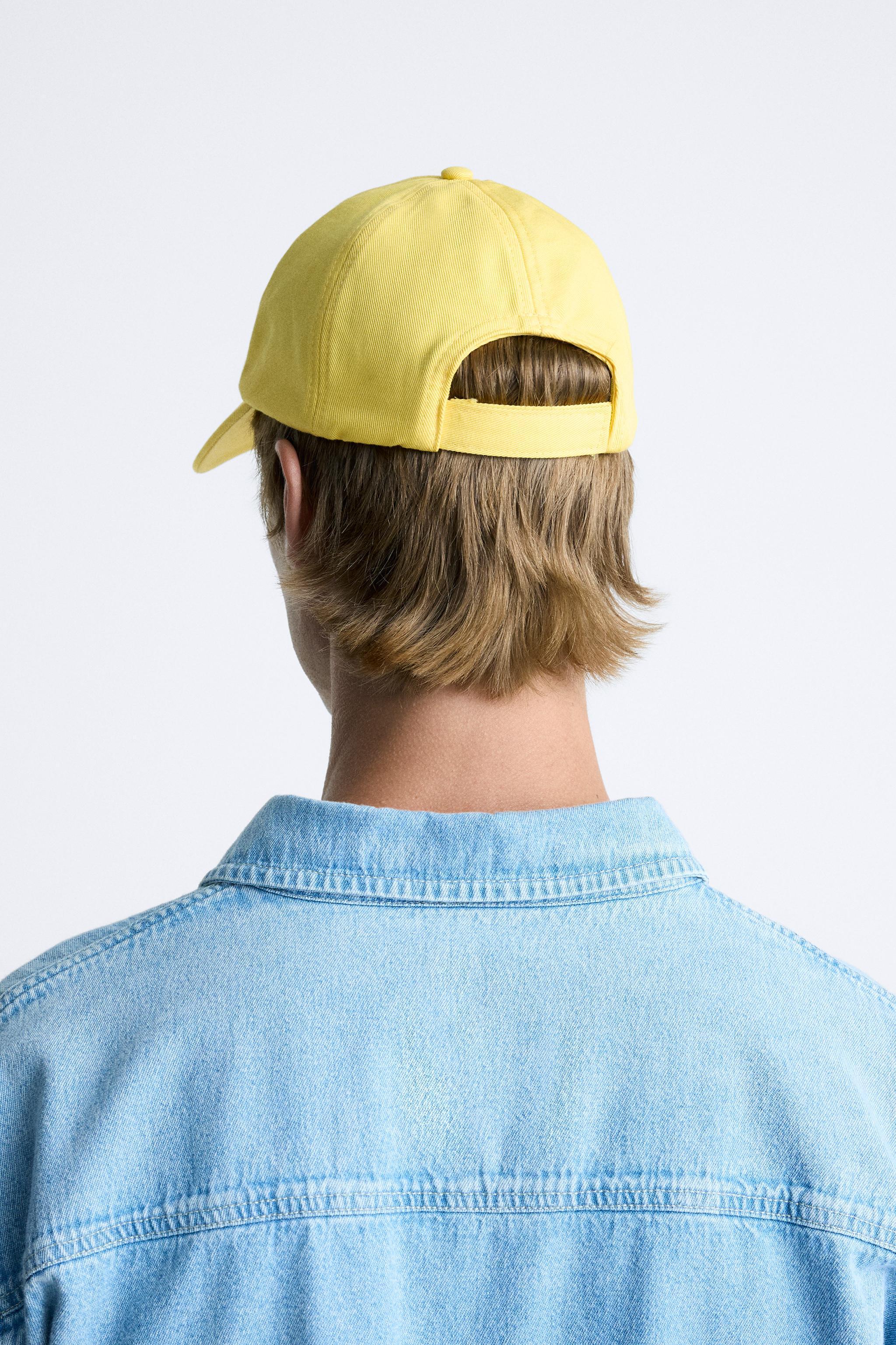 CONTRAST EMBROIDERED CAP Product Image