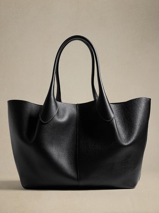 Everyday Italian Leather Tote Product Image