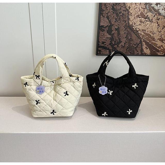 Bow Embroidered Quilted Shoulder Bag Product Image