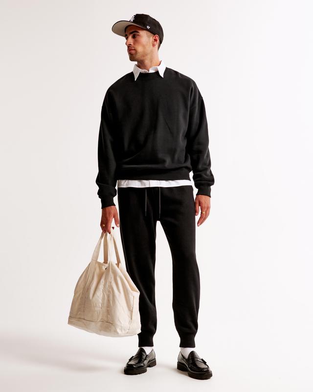 Essential Jogger Product Image