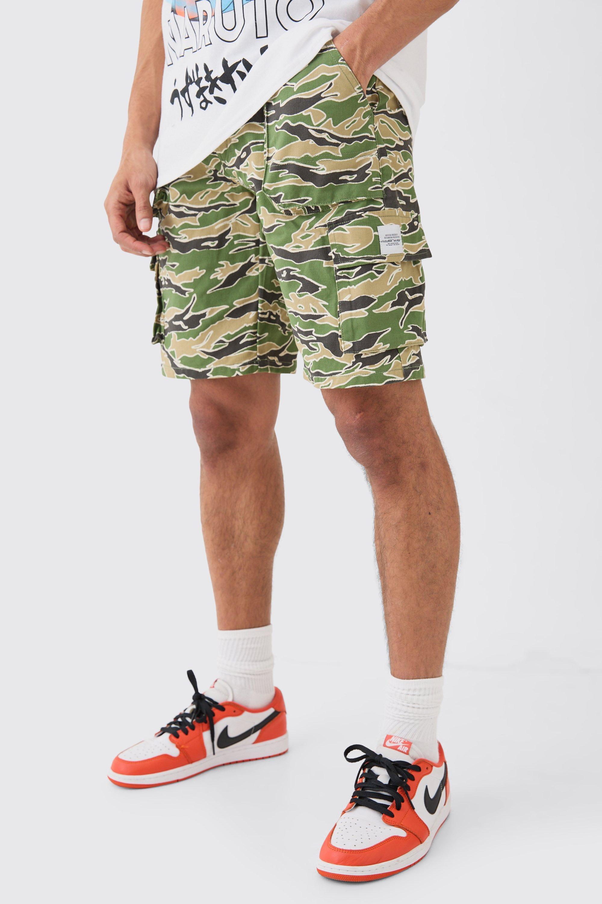 Fixed Waist Woven Tab Camo Relaxed Cargo Shorts | boohooMAN USA Product Image