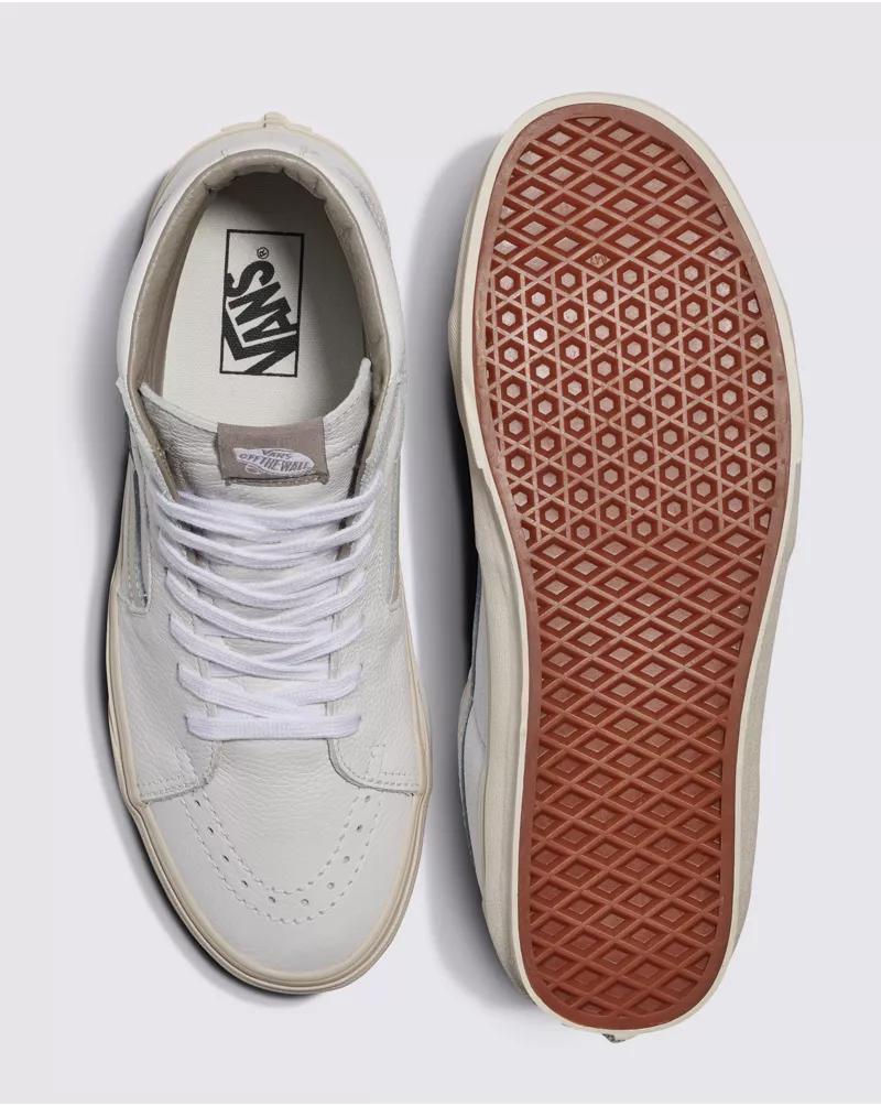 Sk8-Hi Premium Leather Shoe Product Image