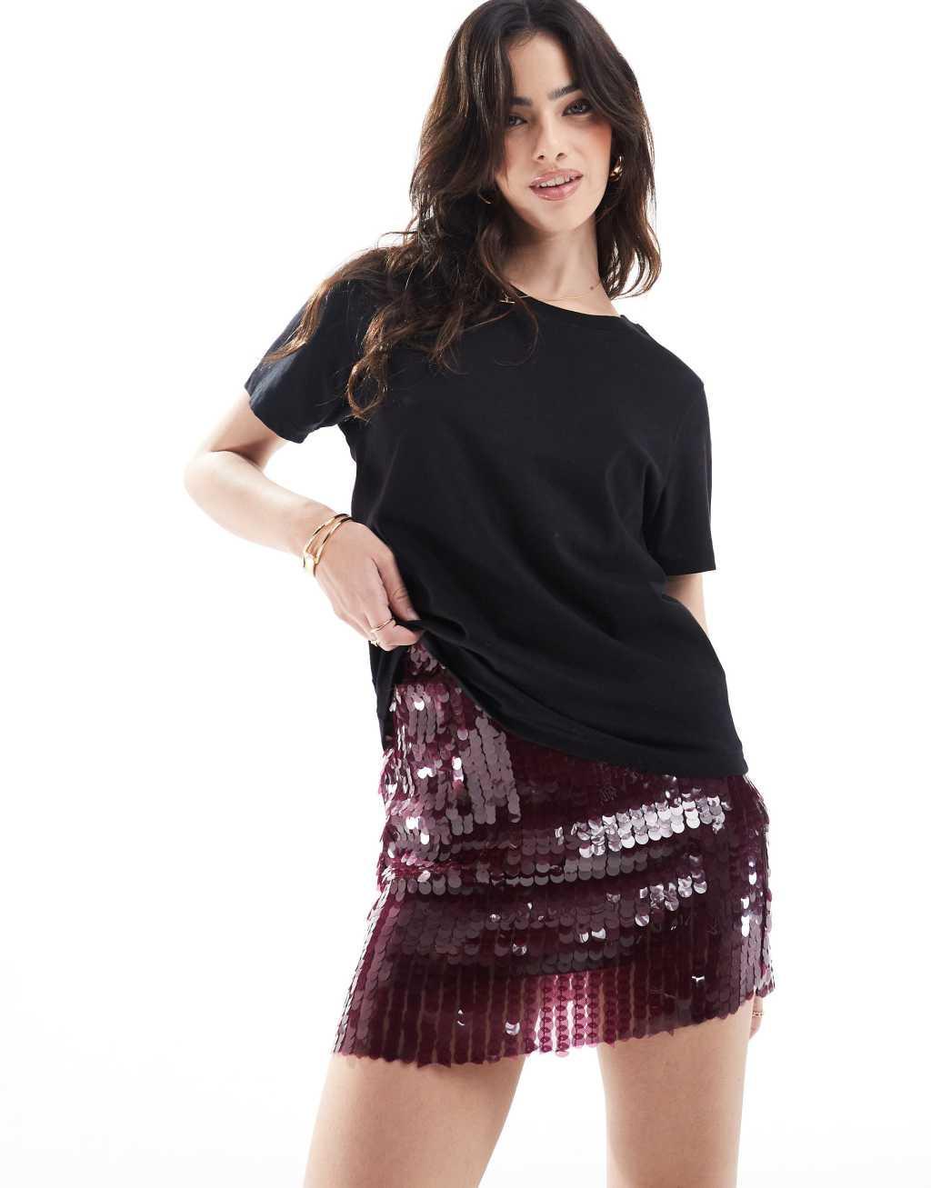 Stradivarius sequin detail mini skirt in burgundy Product Image