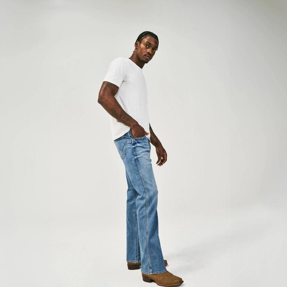 Wrangler Mens Relaxed Fit Bootcut Jeans - Medium Wash 40x30 Product Image