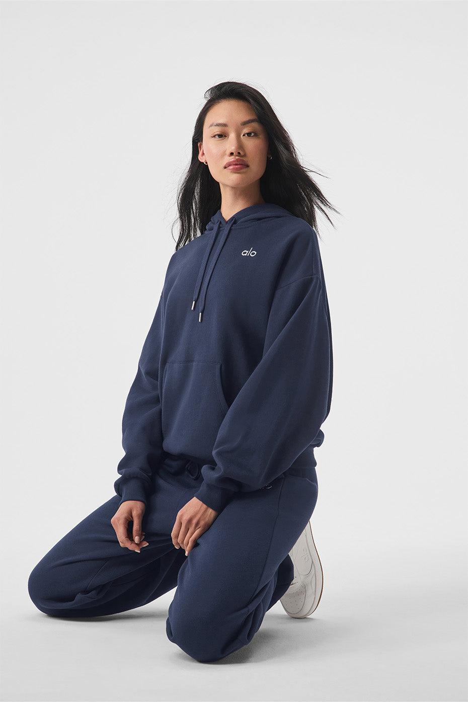 Alo Yoga | Accolade Hoodie Blue Product Image