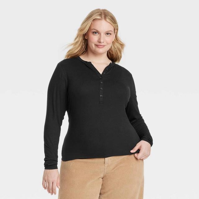 Womens Long Sleeve Henley Neck T-Shirt - Universal Thread Black XXL Product Image