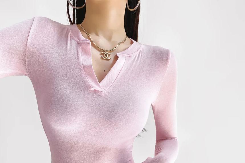 Long Sleeve V-Neck Plain Crop Tee Product Image