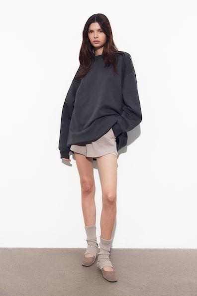 Oversized Sweatshirt Product Image