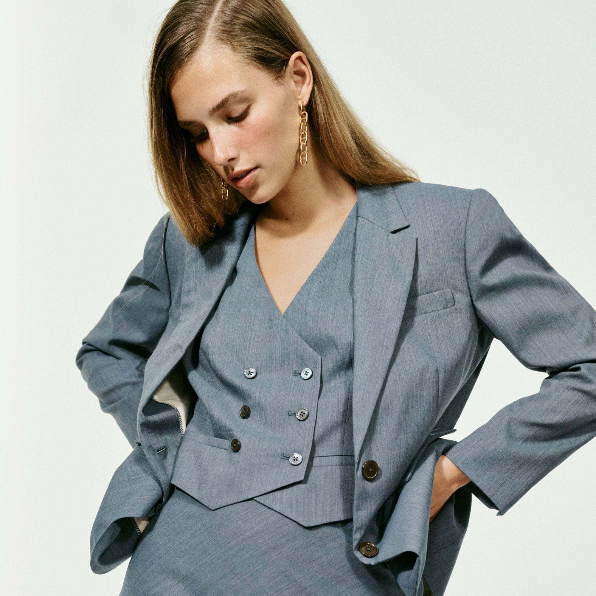 Relaxed blazer in gauzy Italian wool blend Product Image