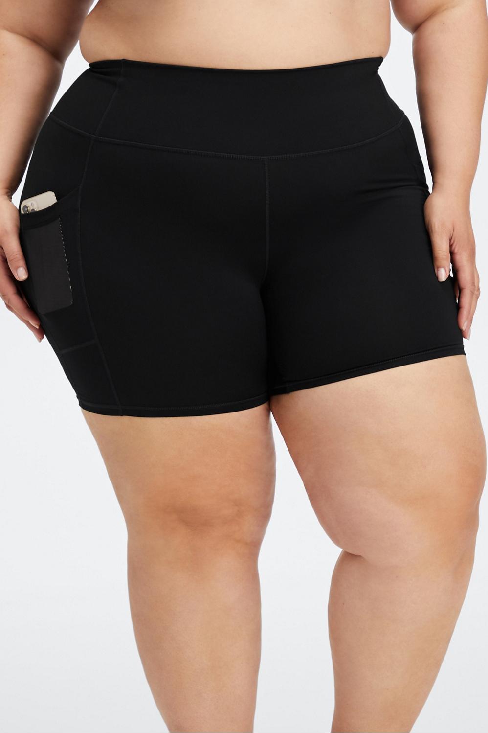 Fabletics On-the-Go High-Waisted 6 Short Womens black plus Size 4X Product Image