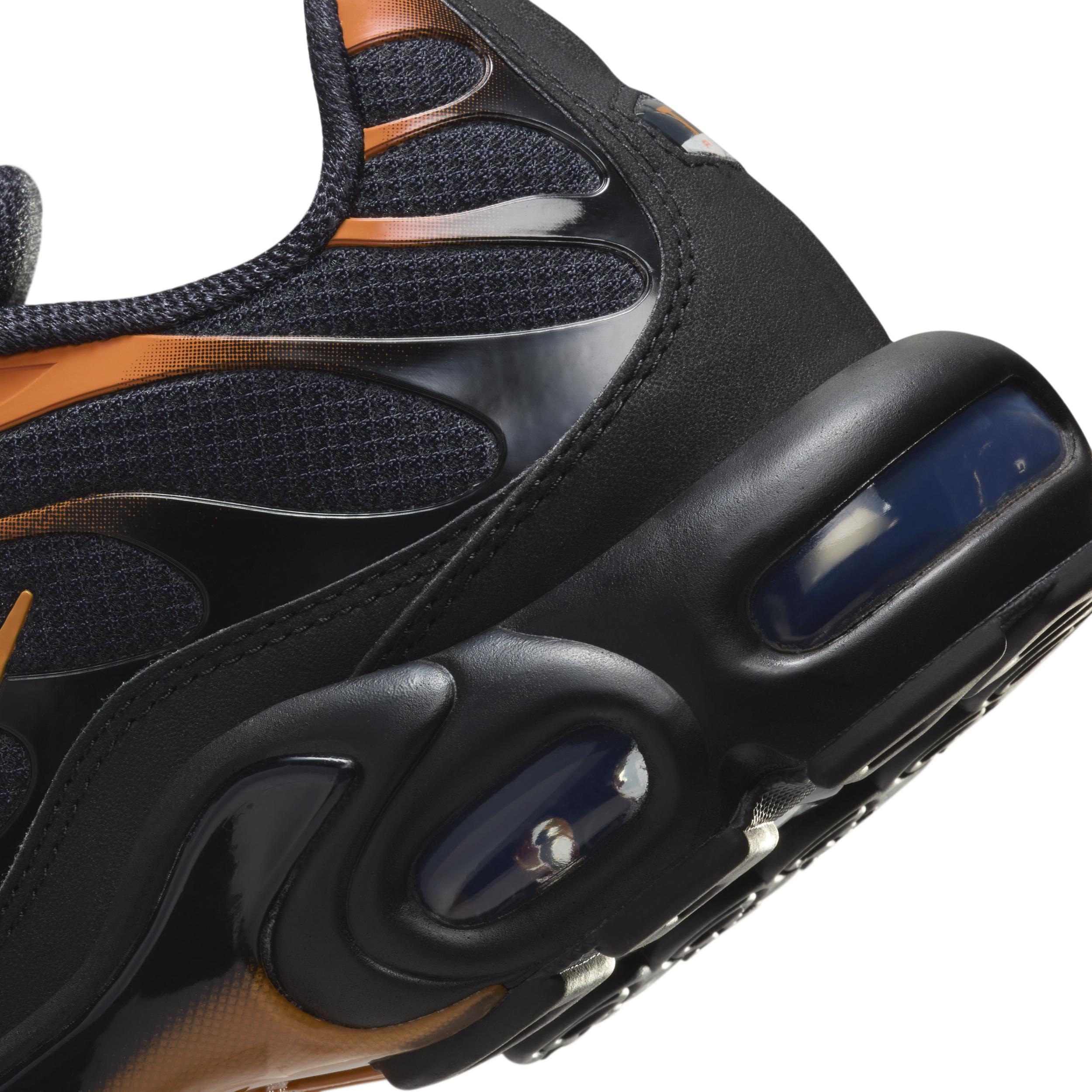 Nike Men's Air Max Plus Shoes Product Image