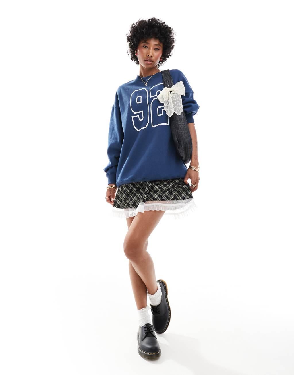 Daisy Street relaxed sports sweatshirt in navy Product Image