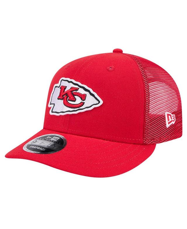 New Era Mens Red Kansas City Chiefs Main Trucker Low Profile 9FIFTY Snapback Hat Product Image