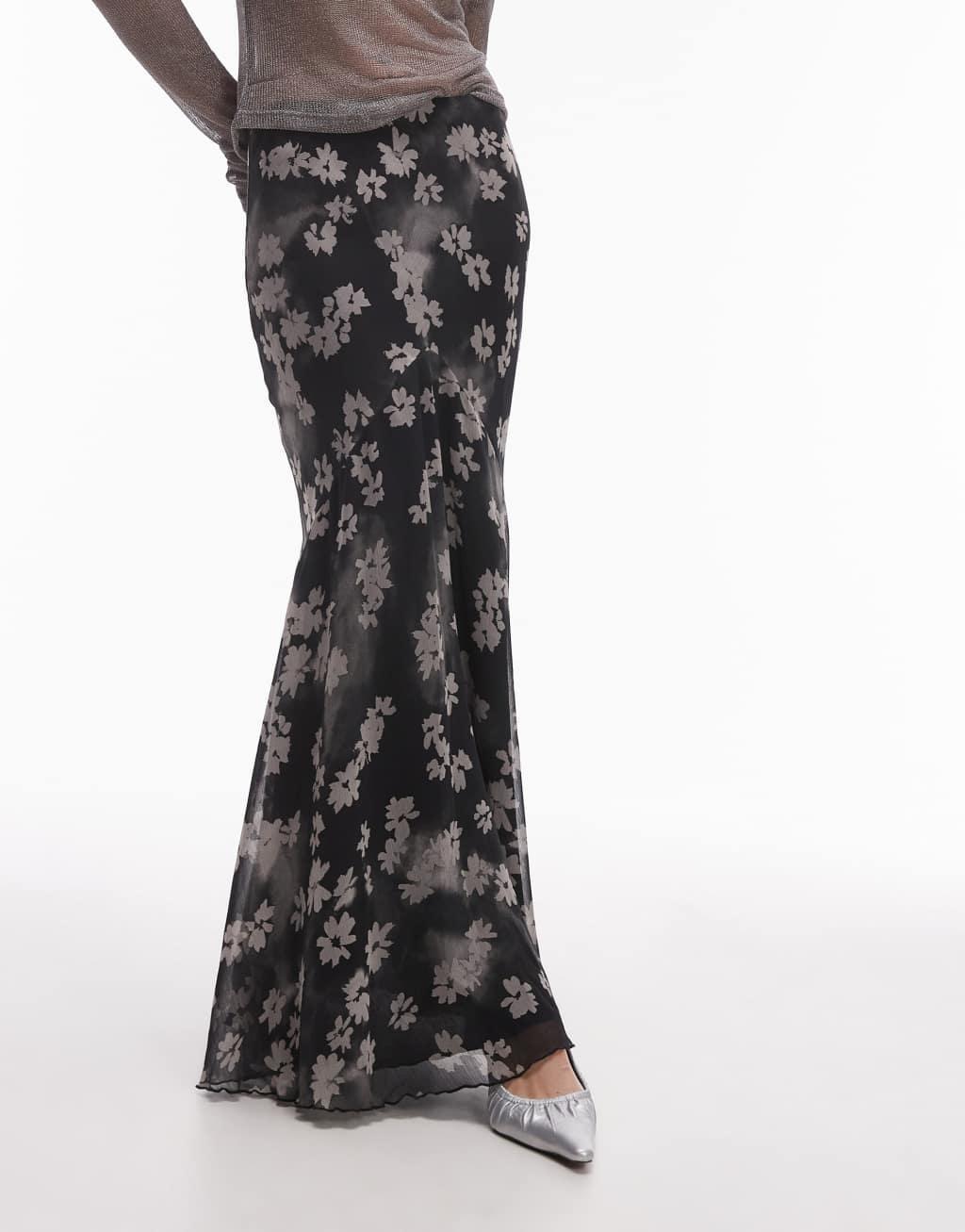 Topshop V godet maxi skirt in mono floral product image