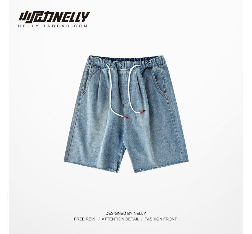 Mid Rise Frayed Denim Shorts Product Image