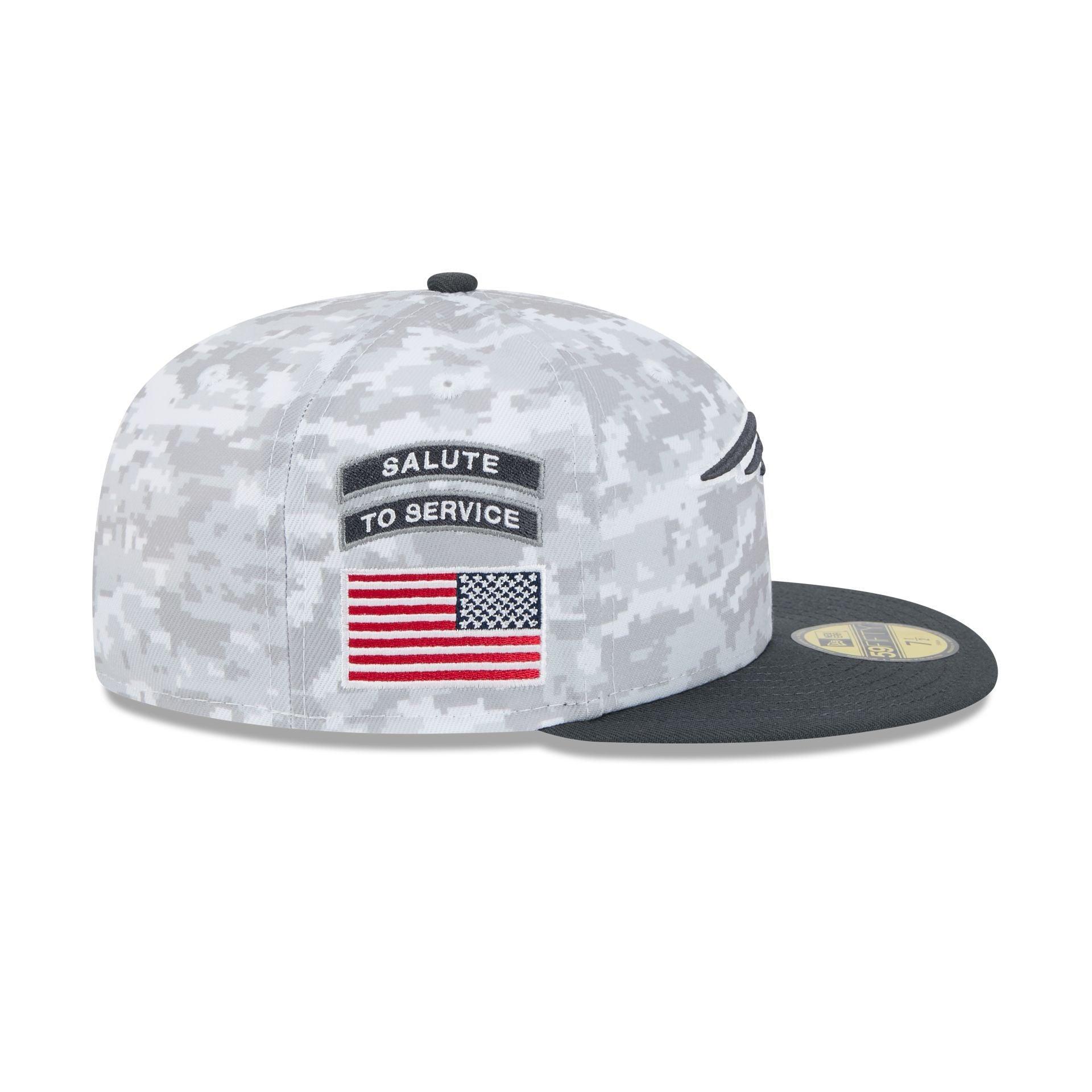 New England Patriots 2024 Salute to Service 59FIFTY Fitted Hat Male Product Image