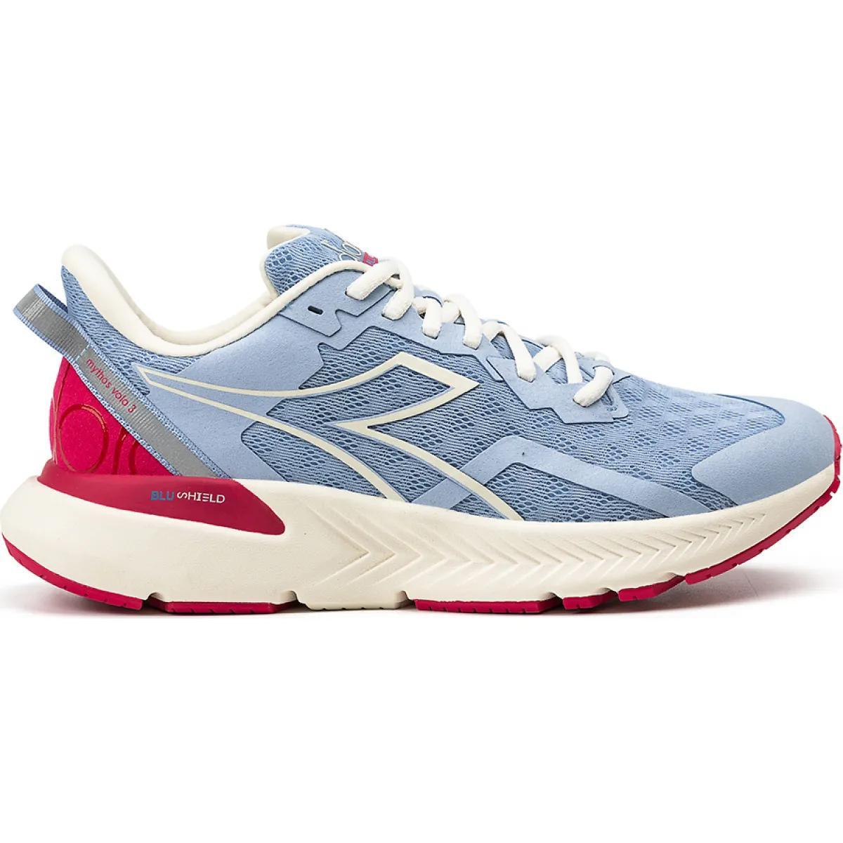 Women's | Diadora Mythos Blushield Volo 3 Product Image