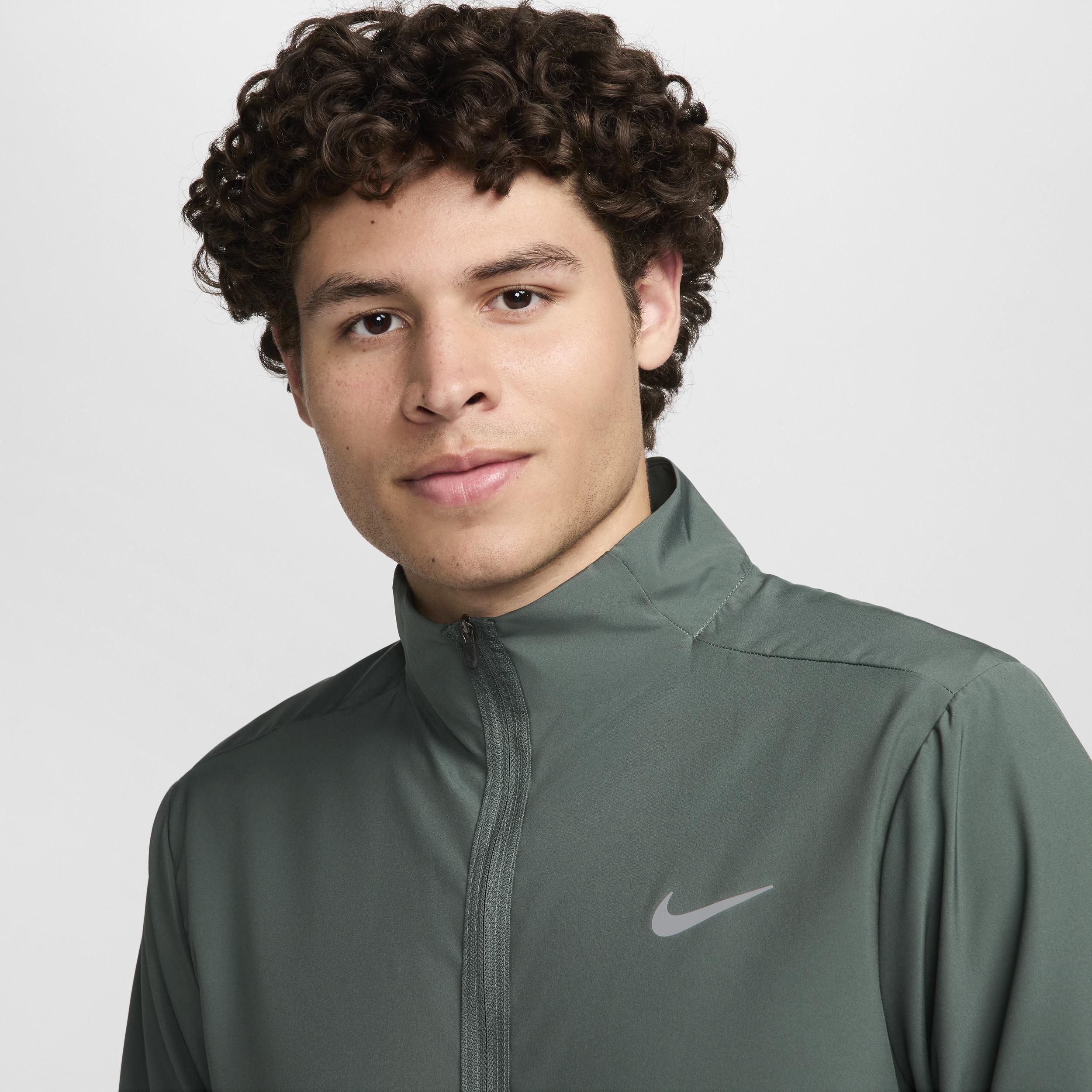 Nike Men's Form Dri-FIT Versatile Jacket Product Image