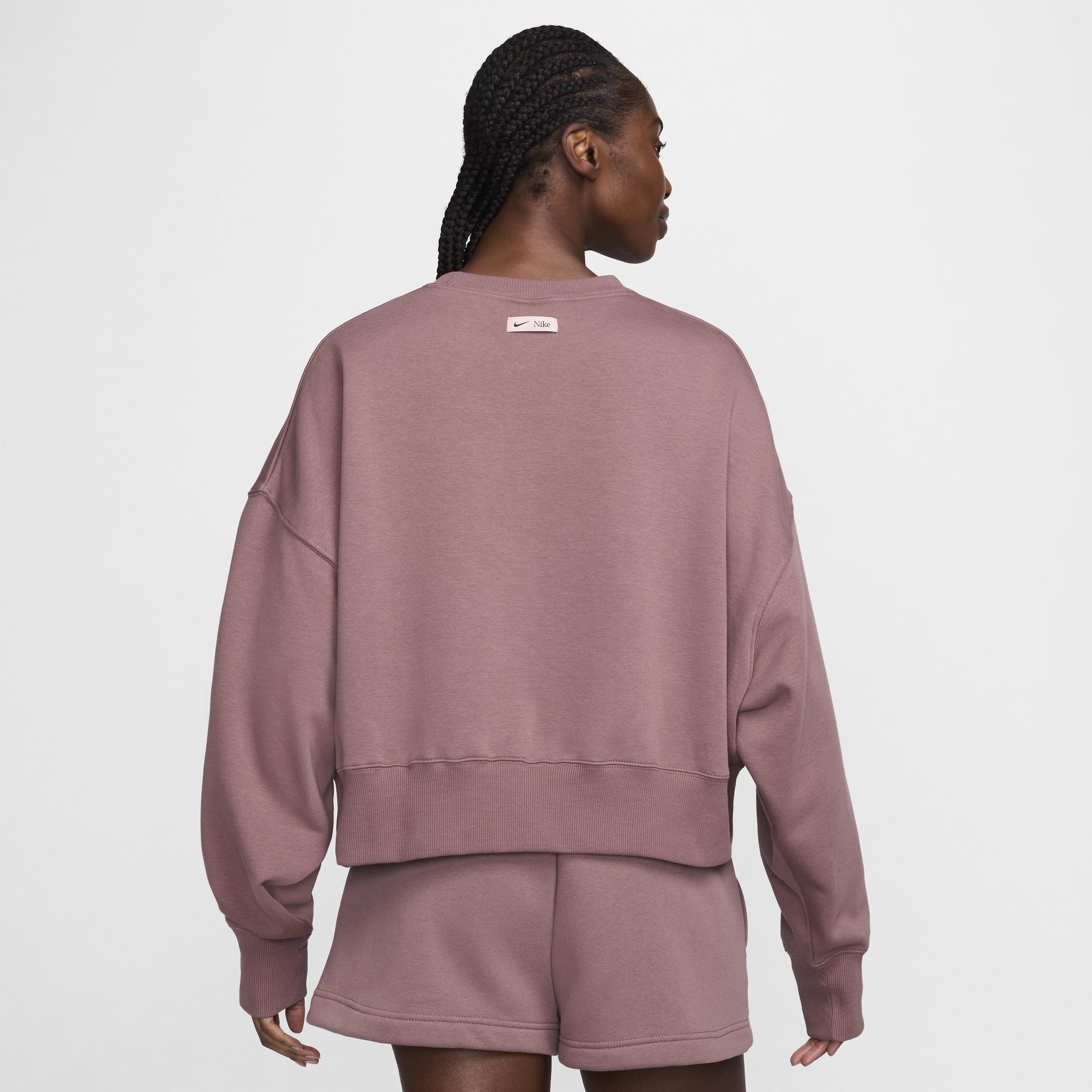 Women's Nike Sportswear Phoenix Fleece Oversized Cropped Crew-Neck Sweatshirt Product Image