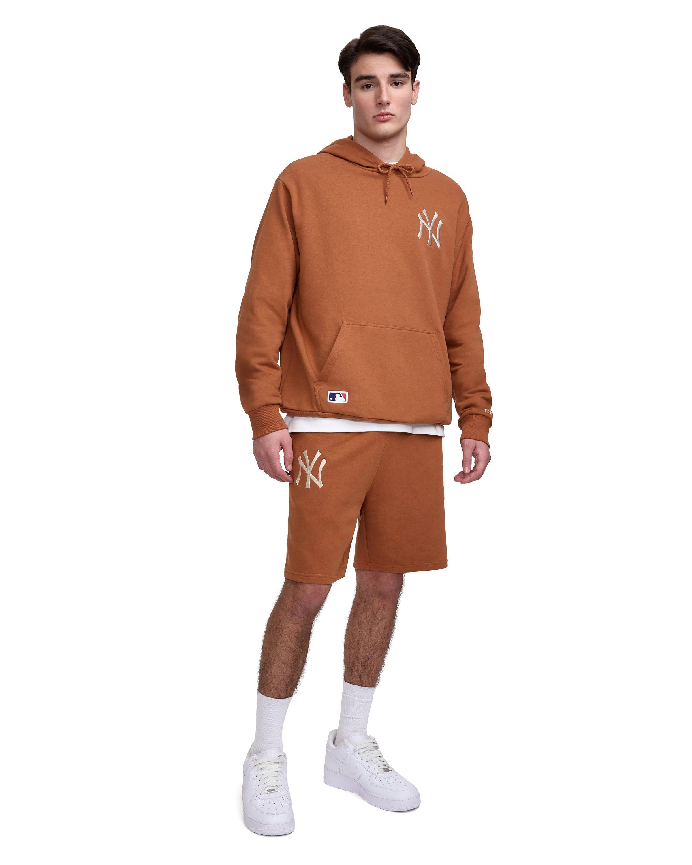 New York Yankees Essential Brown Shorts Male Product Image