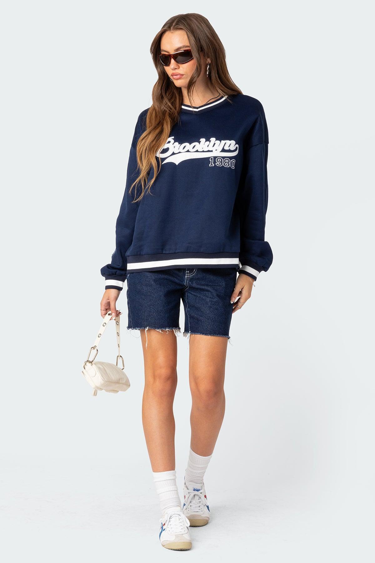 Babe Oversized Sweatshirt Product Image