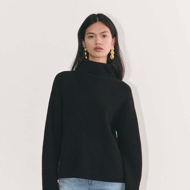 The Fisherman Turtleneck in Wool Cashmere Product Image