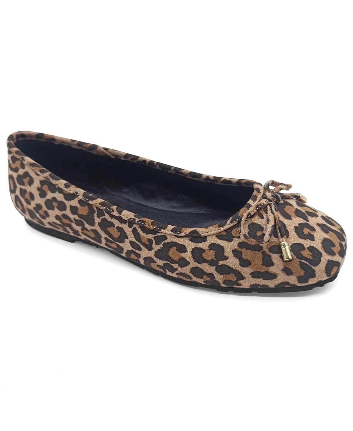 Kenneth Cole Reaction Womens Elstree Ballet Flats Product Image