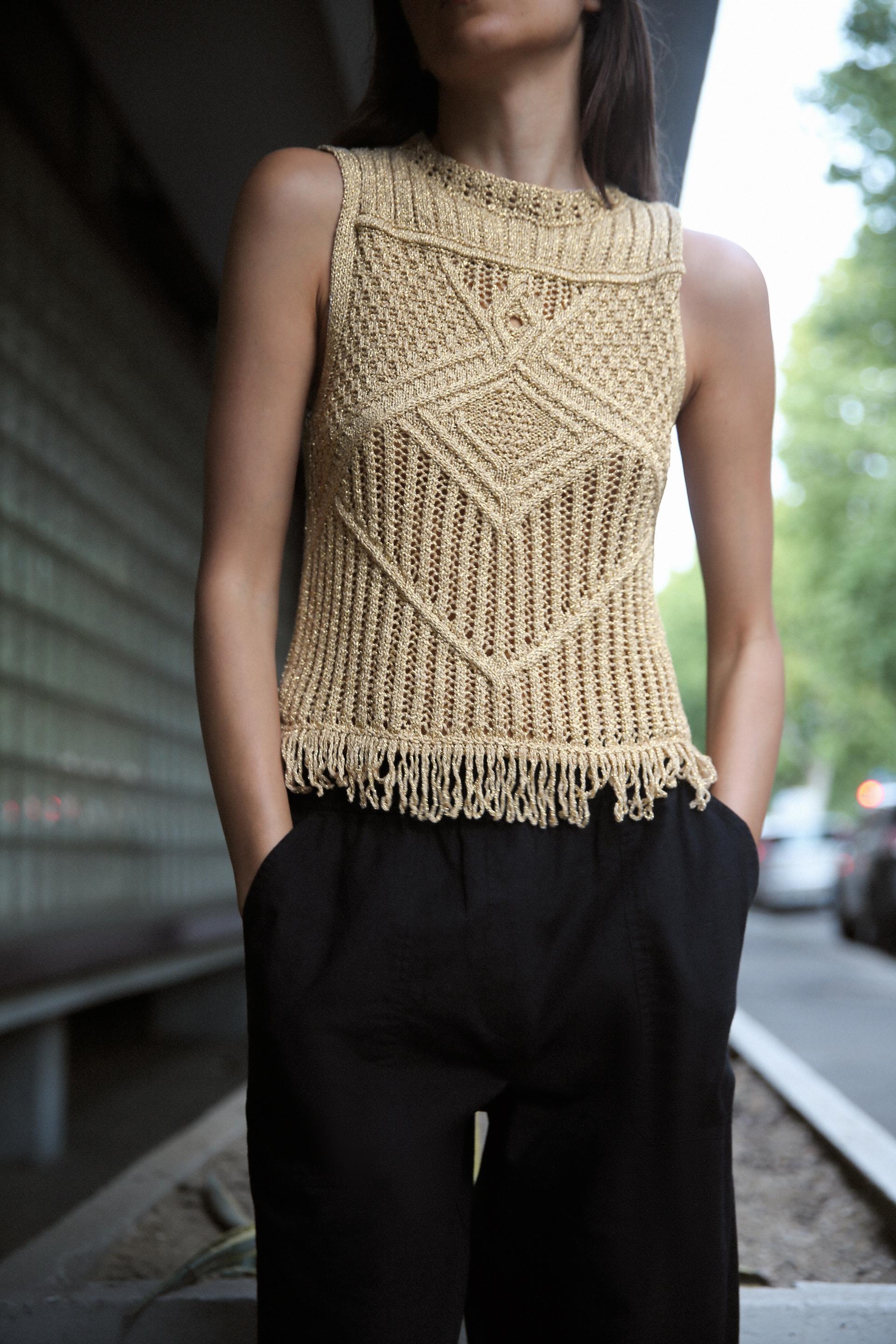 METALLIC THREAD FRINGED KNIT TOP Product Image