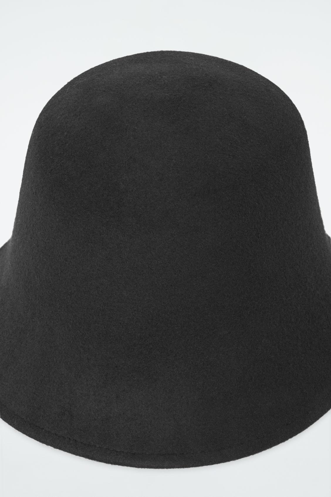 FELTED-WOOL BUCKET HAT Product Image