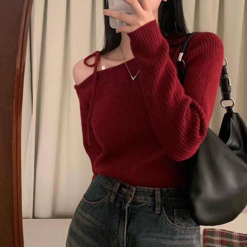 Long-Sleeve Cold Shoulder Plain Ribbed Knit Top Product Image