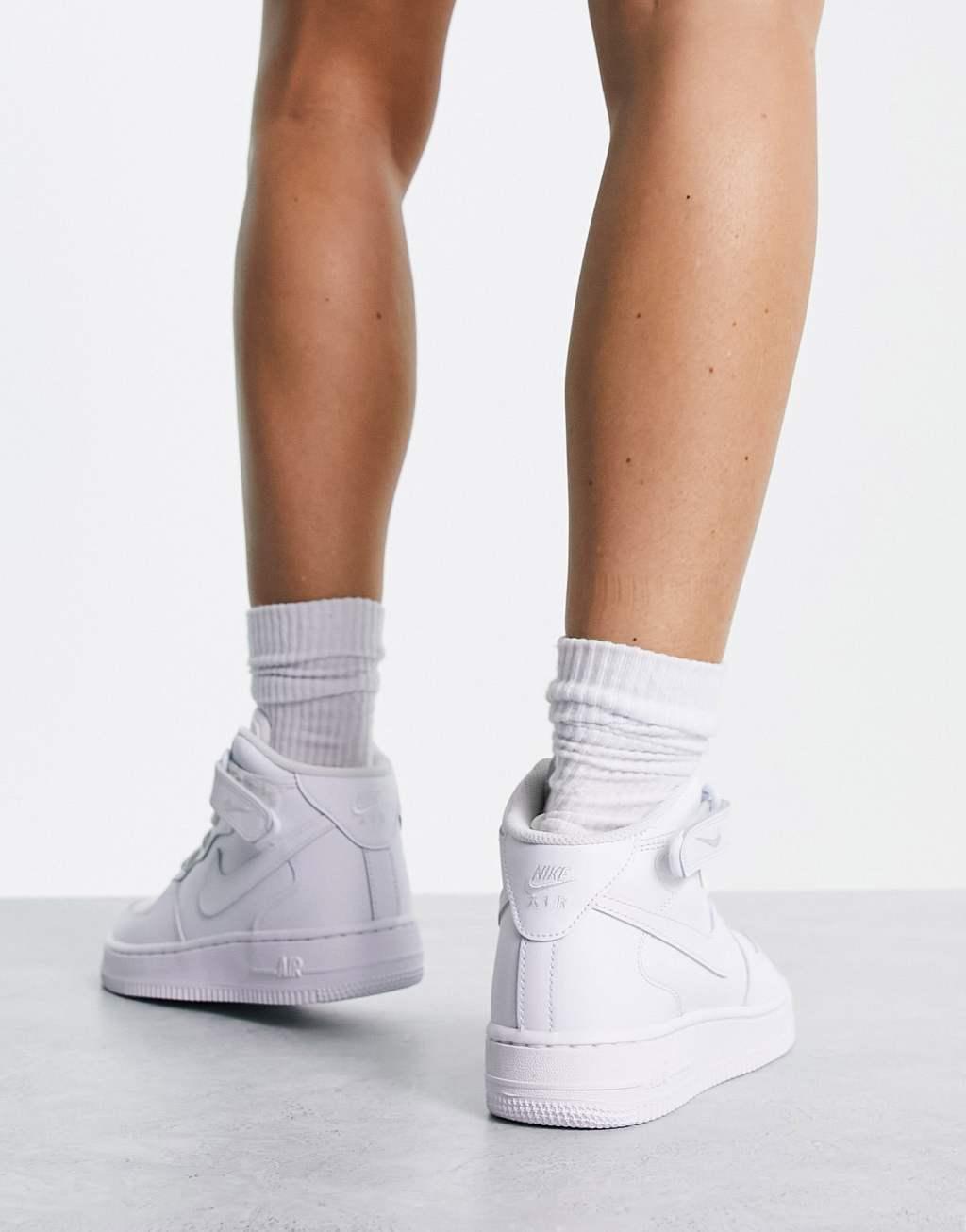 Nike Air Force 1 '07 Mid sneakers in white  Product Image