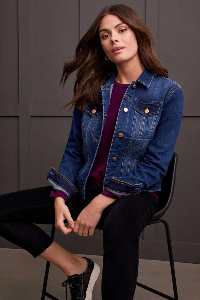 CLASSIC DENIM JACKET WITH POCKETS Product Image