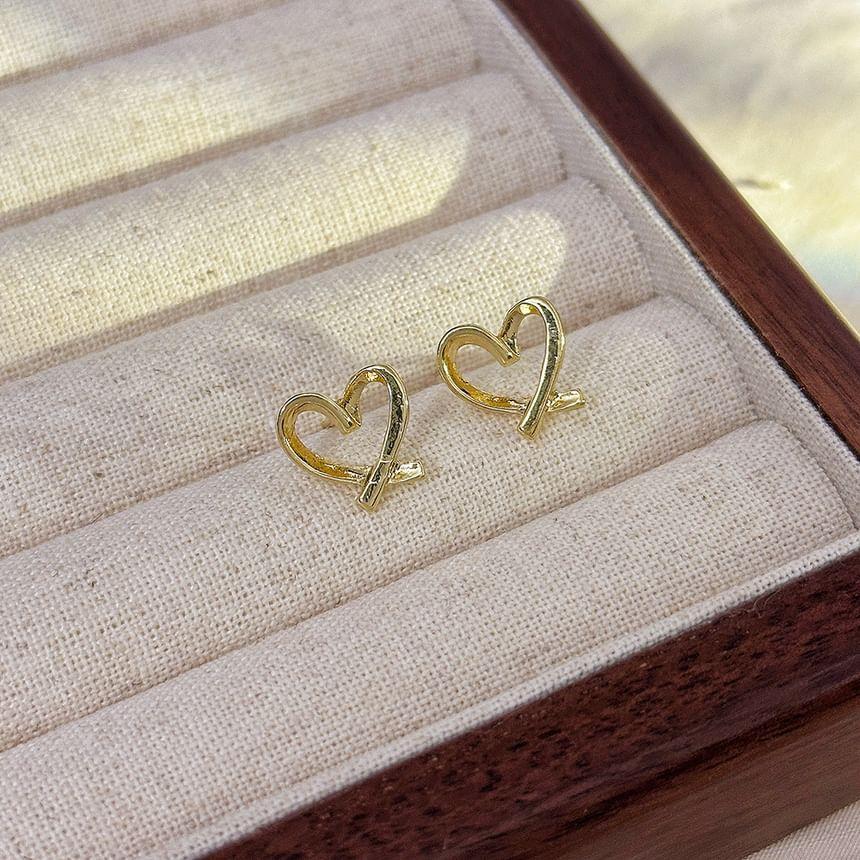 Heart Stud Earring Product Image