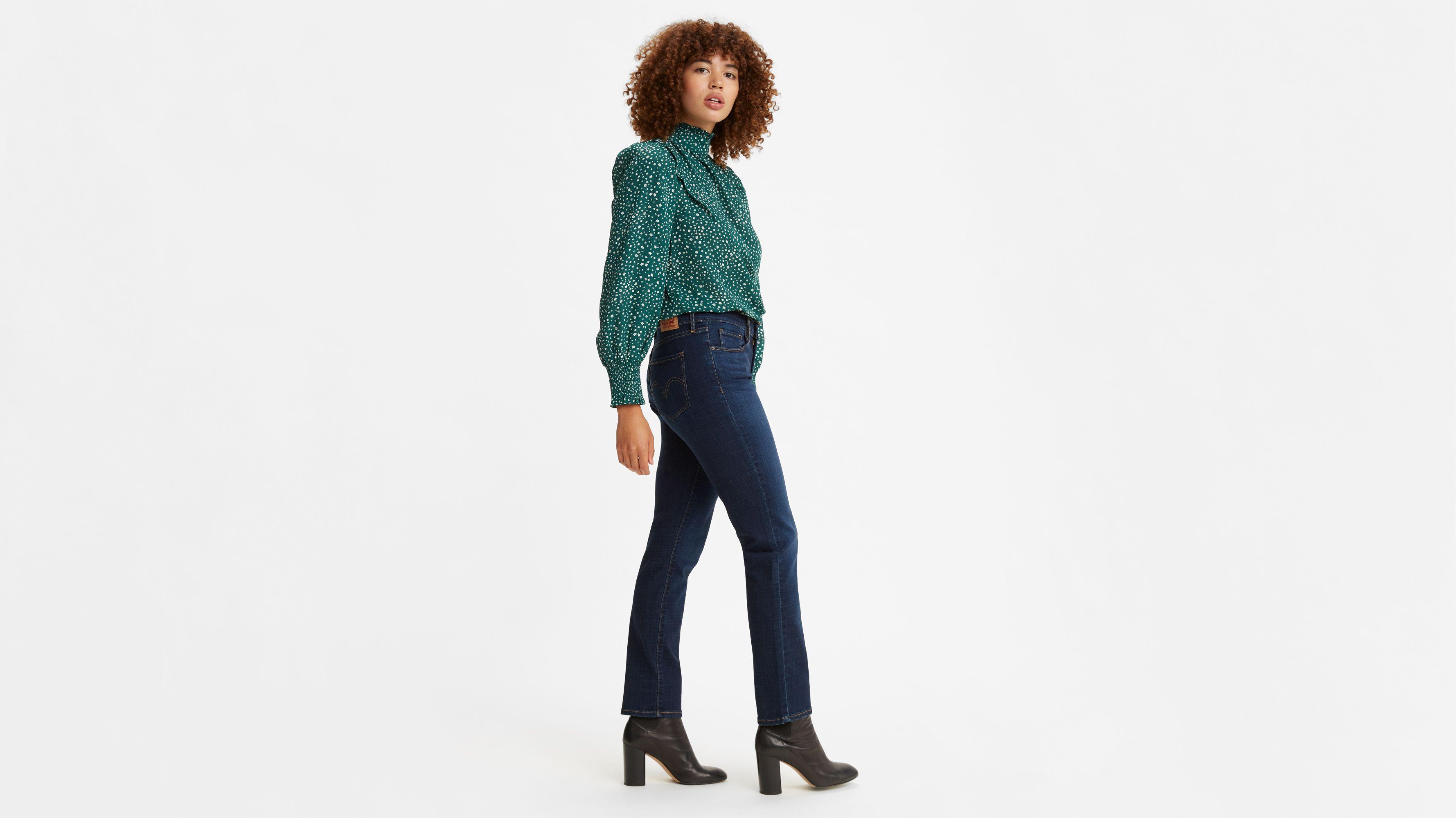 Levi's Straight Fit Women's Jeans Product Image