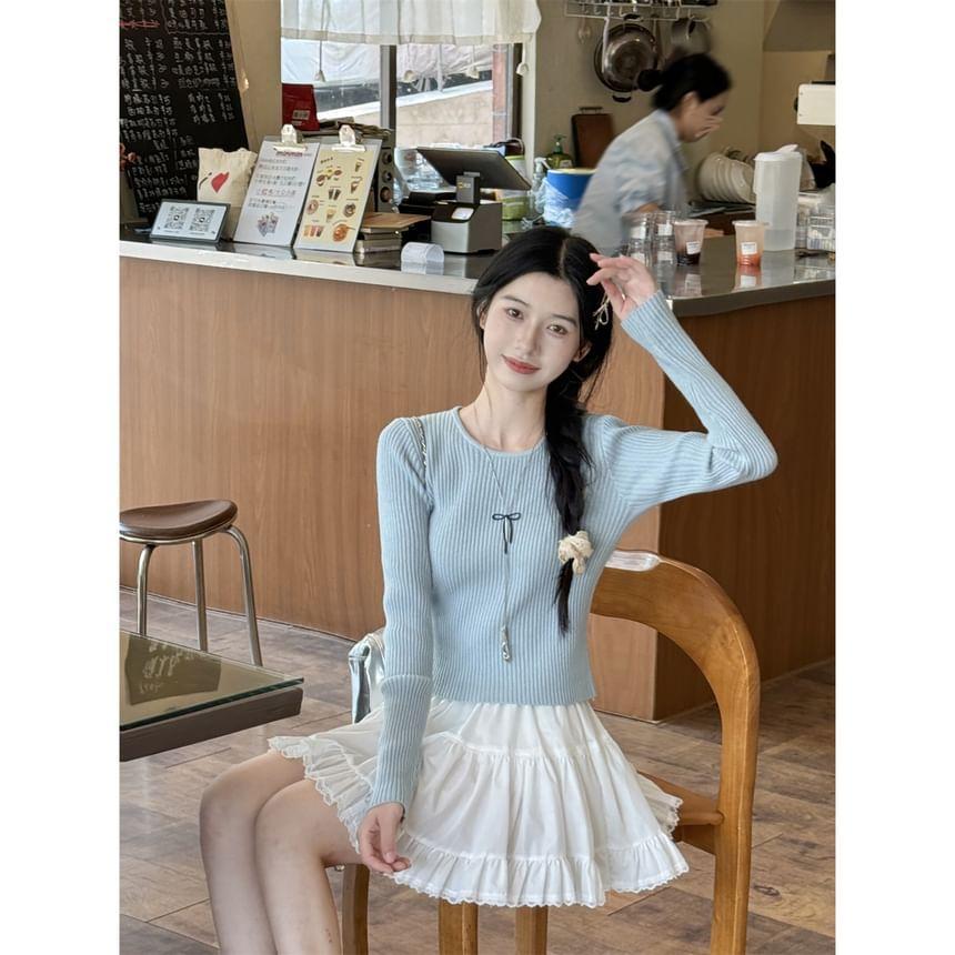 Long-Sleeve Cutout Plain Knit Top Product Image