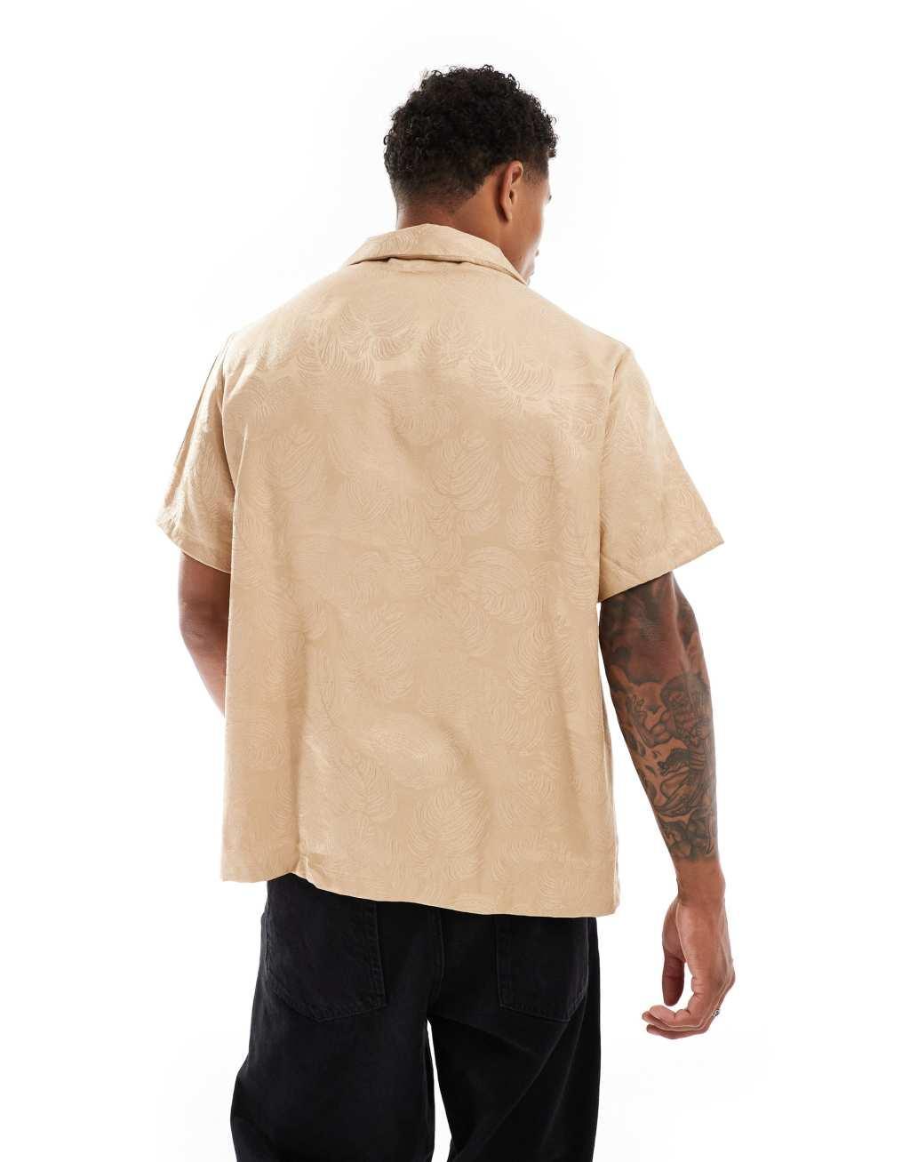 ASOS DESIGN short sleeve relaxed revere shirt in beige leafy jacquard Product Image