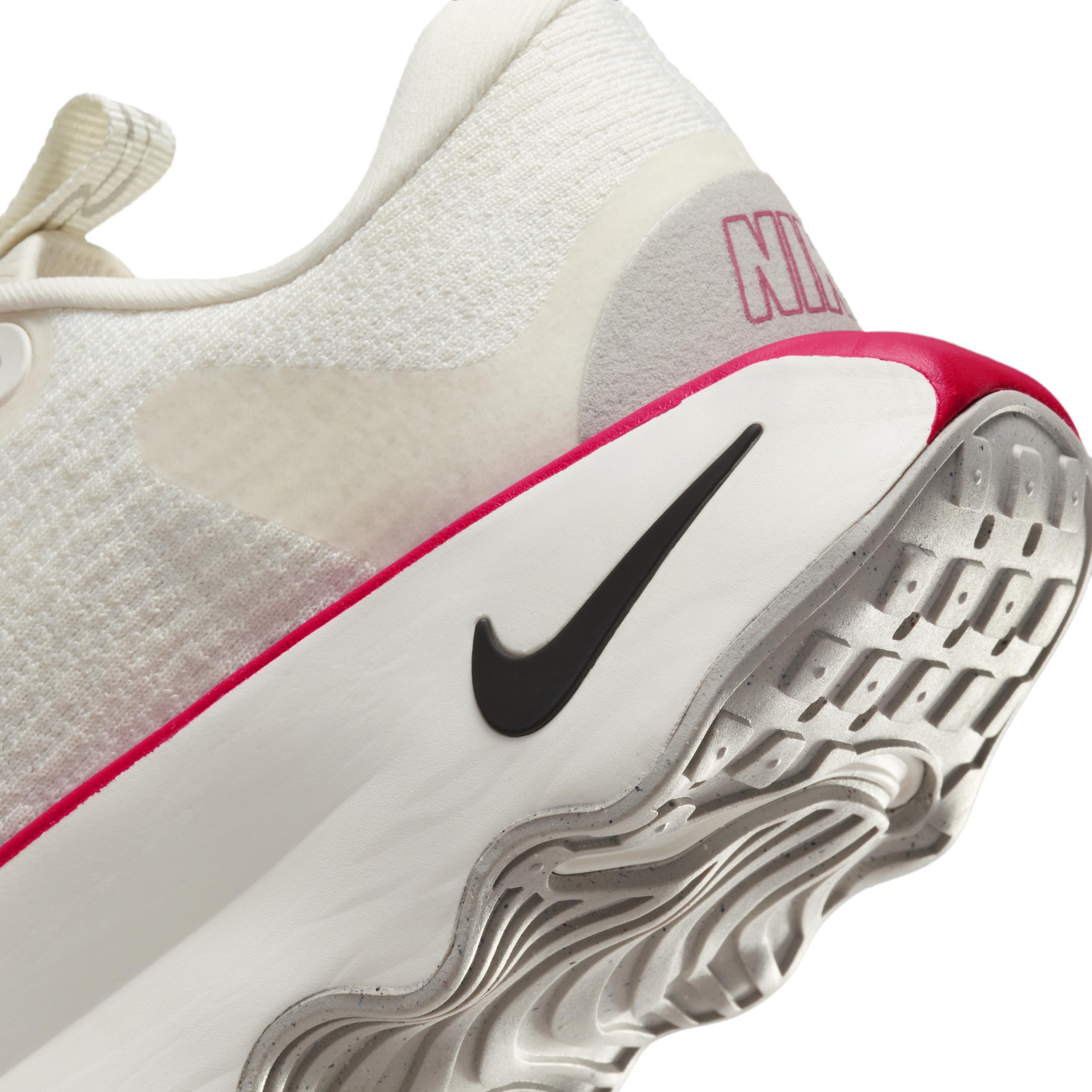 Nike Motiva Women's Walking Shoes Product Image