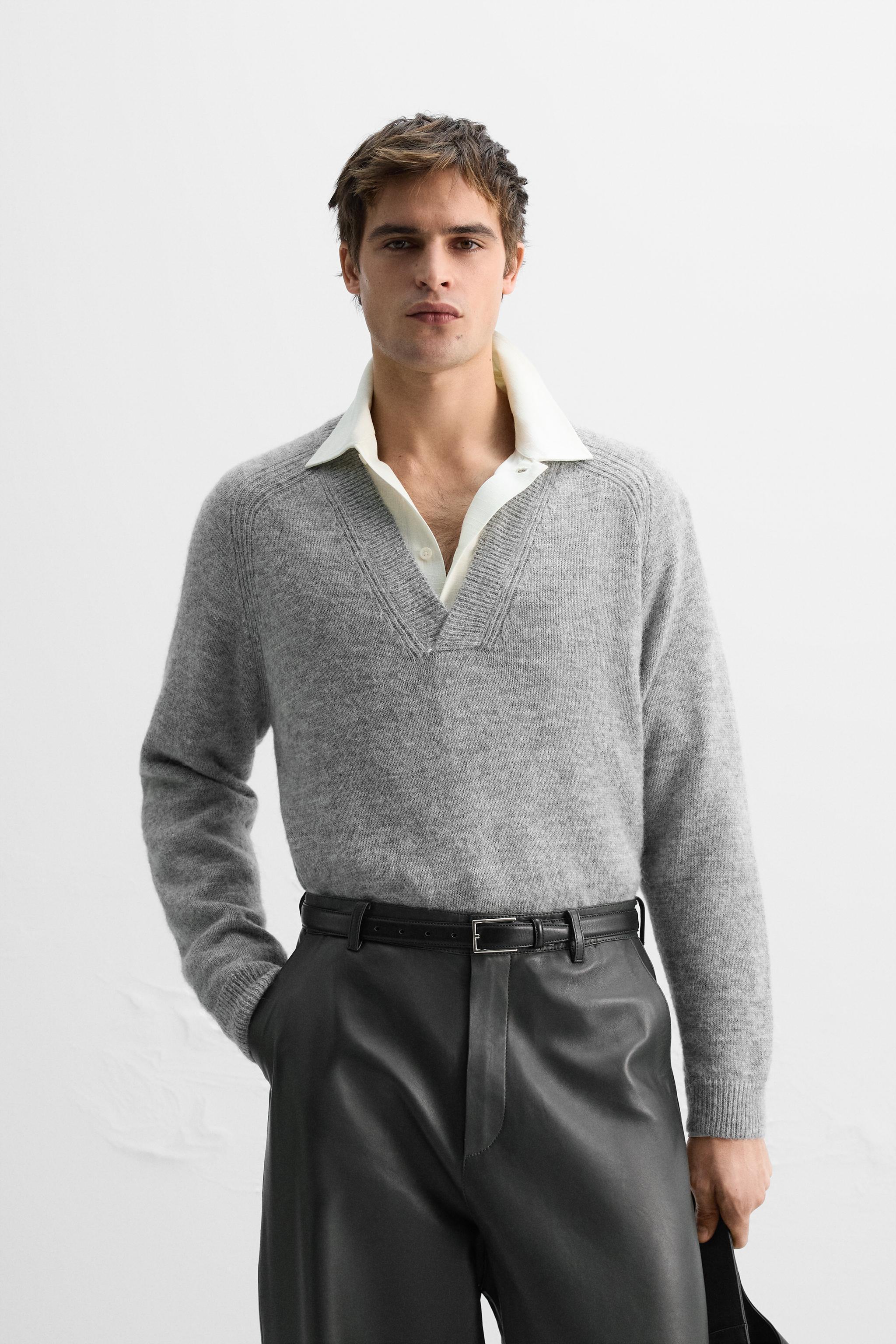 V-NECK COTTON SWEATER Product Image