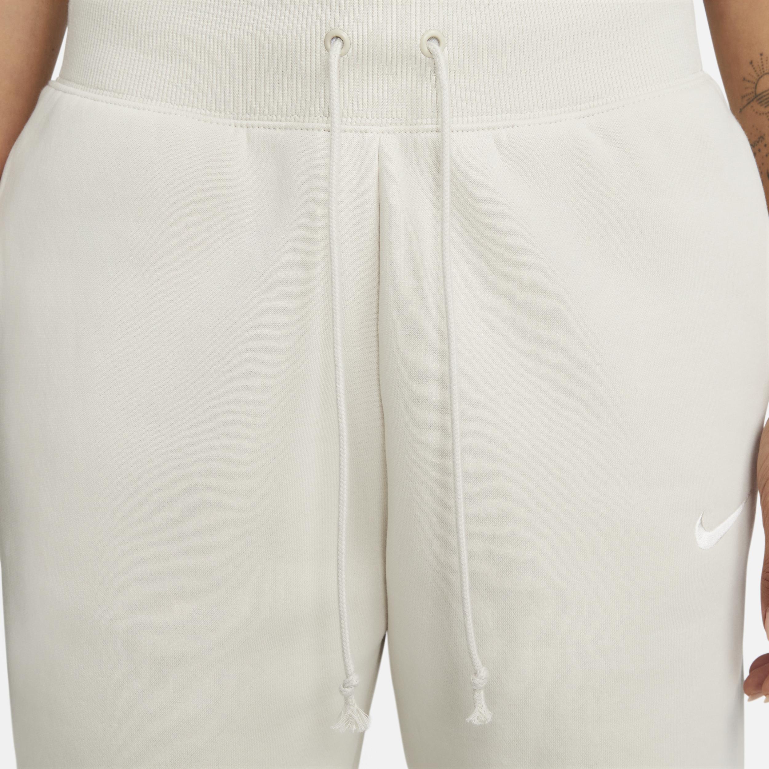 Women's Nike Sportswear Phoenix Fleece High-Waisted Jogger Pants Product Image