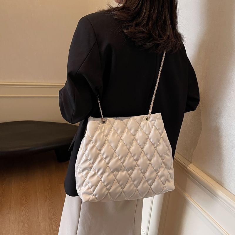 Chain Strap Plain Quilted Faux Leather Tote Bag Product Image