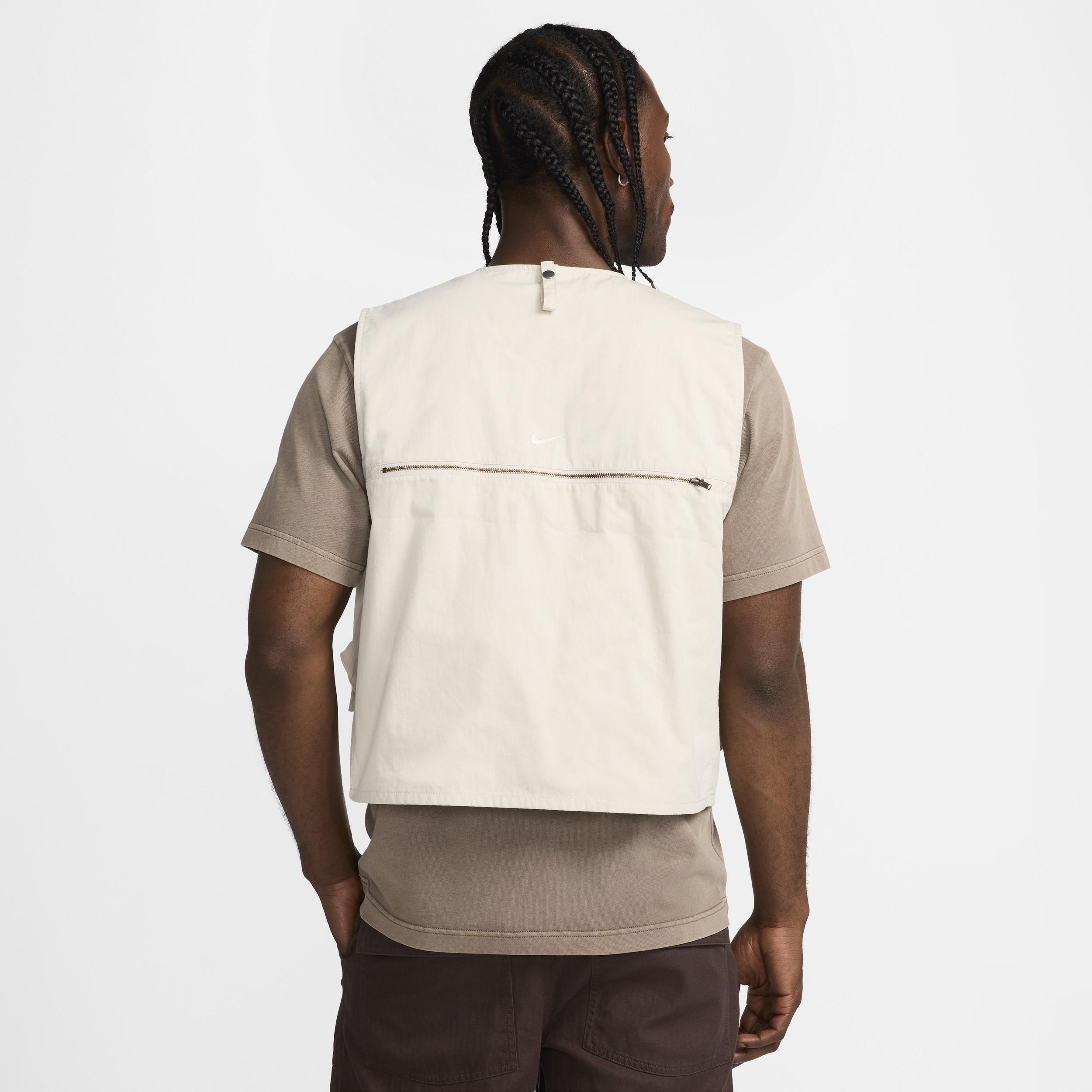 Nike Life Men's Utility Vest Product Image