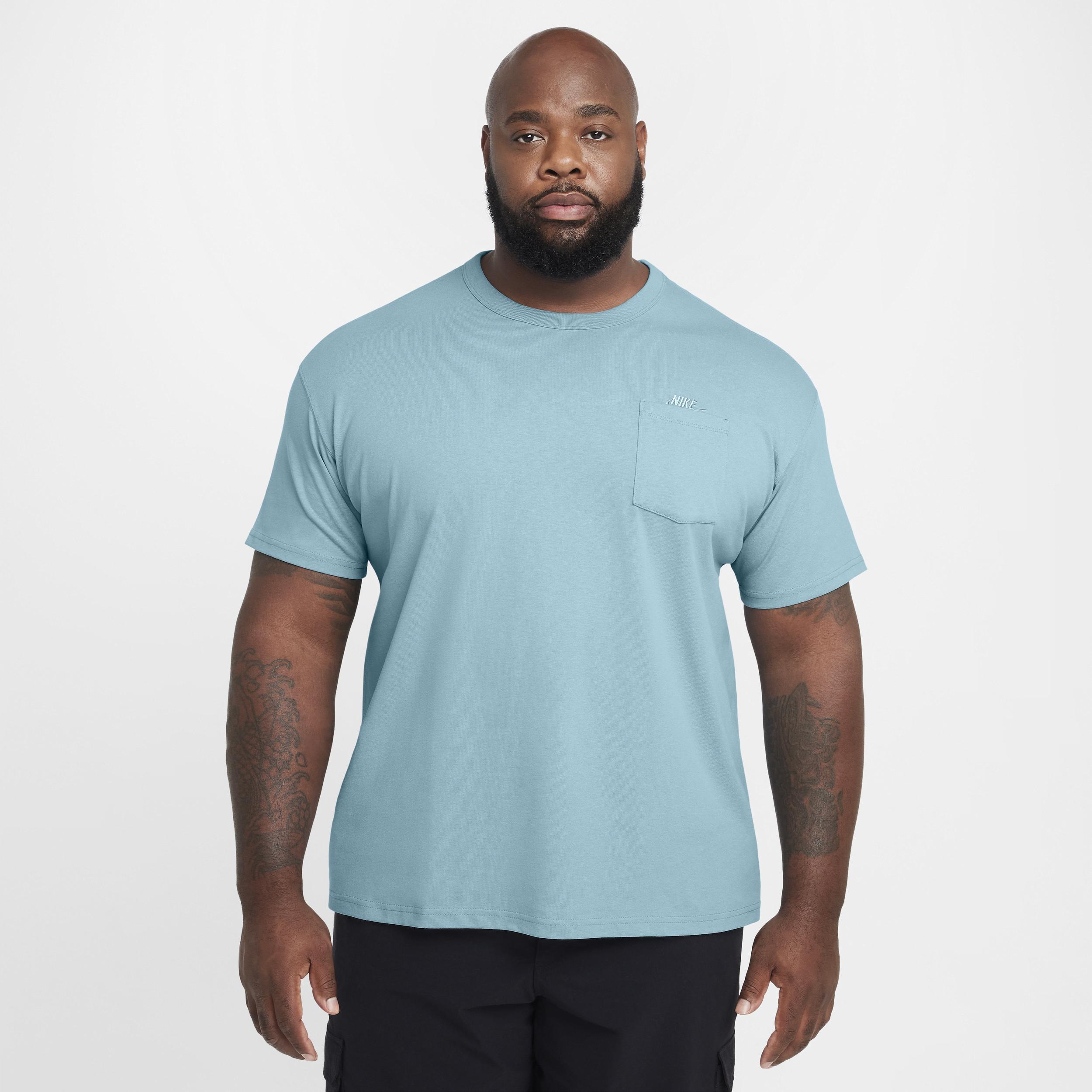 Men's Nike Sportswear Premium Essentials Pocket T-Shirt Product Image