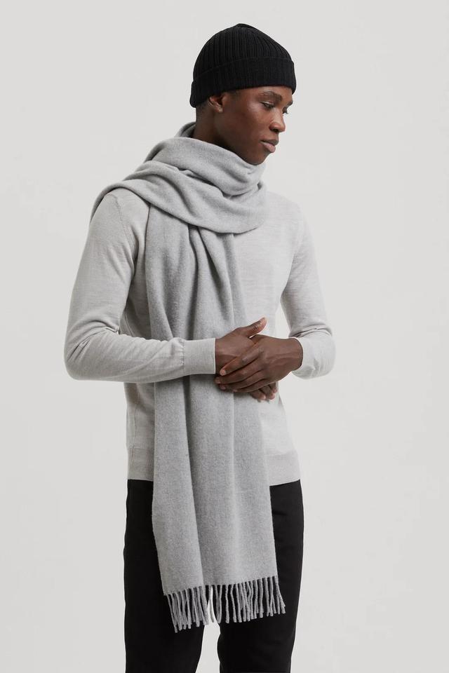 The Oversized Cashmere Wool Scarf Product Image