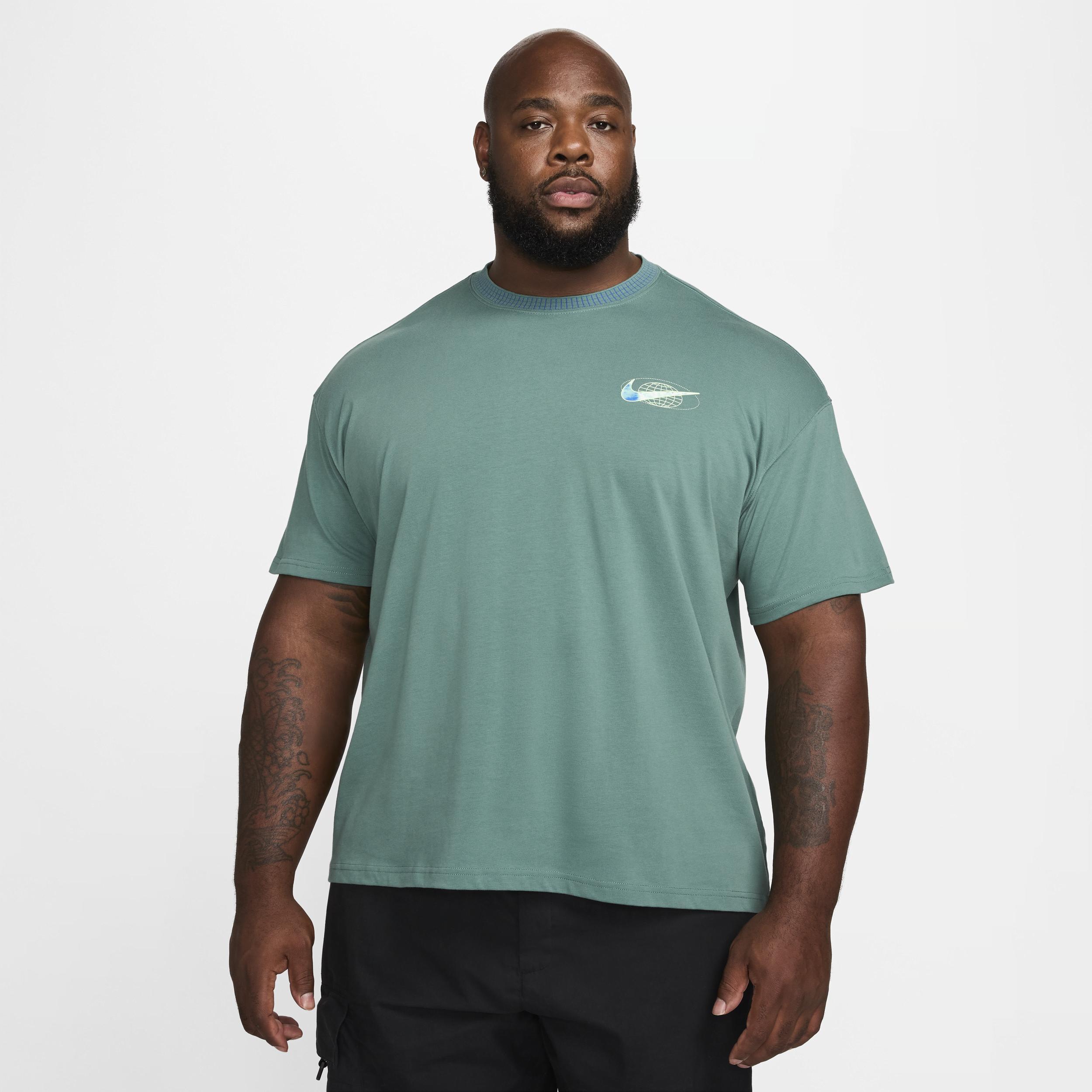 Men's Nike Sportswear Max90 T-Shirt Product Image